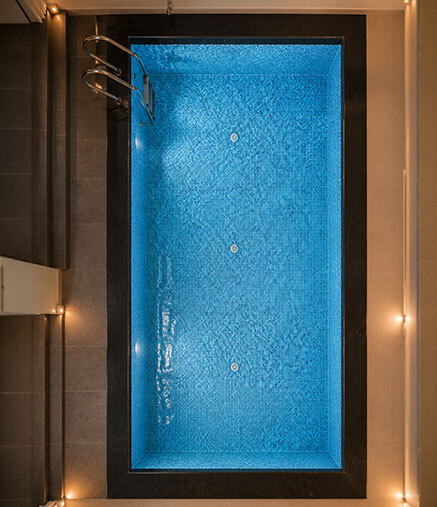 Luxury infinity pool project